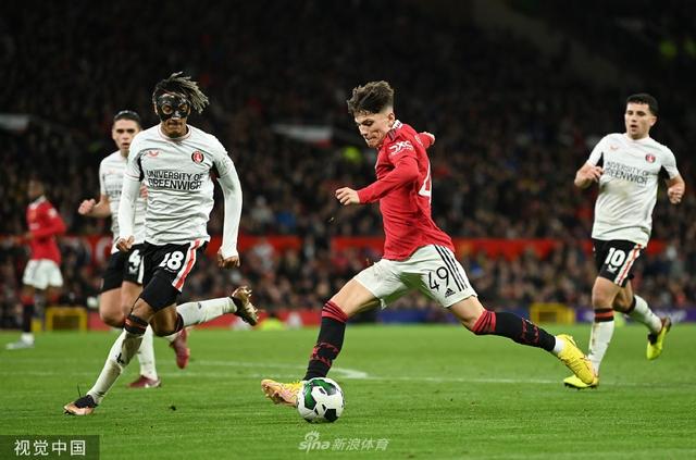 体育WTT澳门冠军赛：林诗栋4-0邱党夺男单冠军